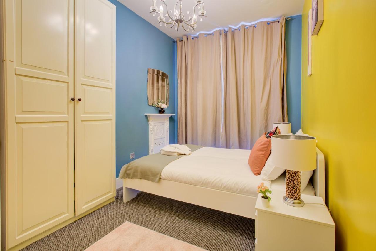 Oxford Street - Mayfair, Central London Budget Apartment Exterior photo